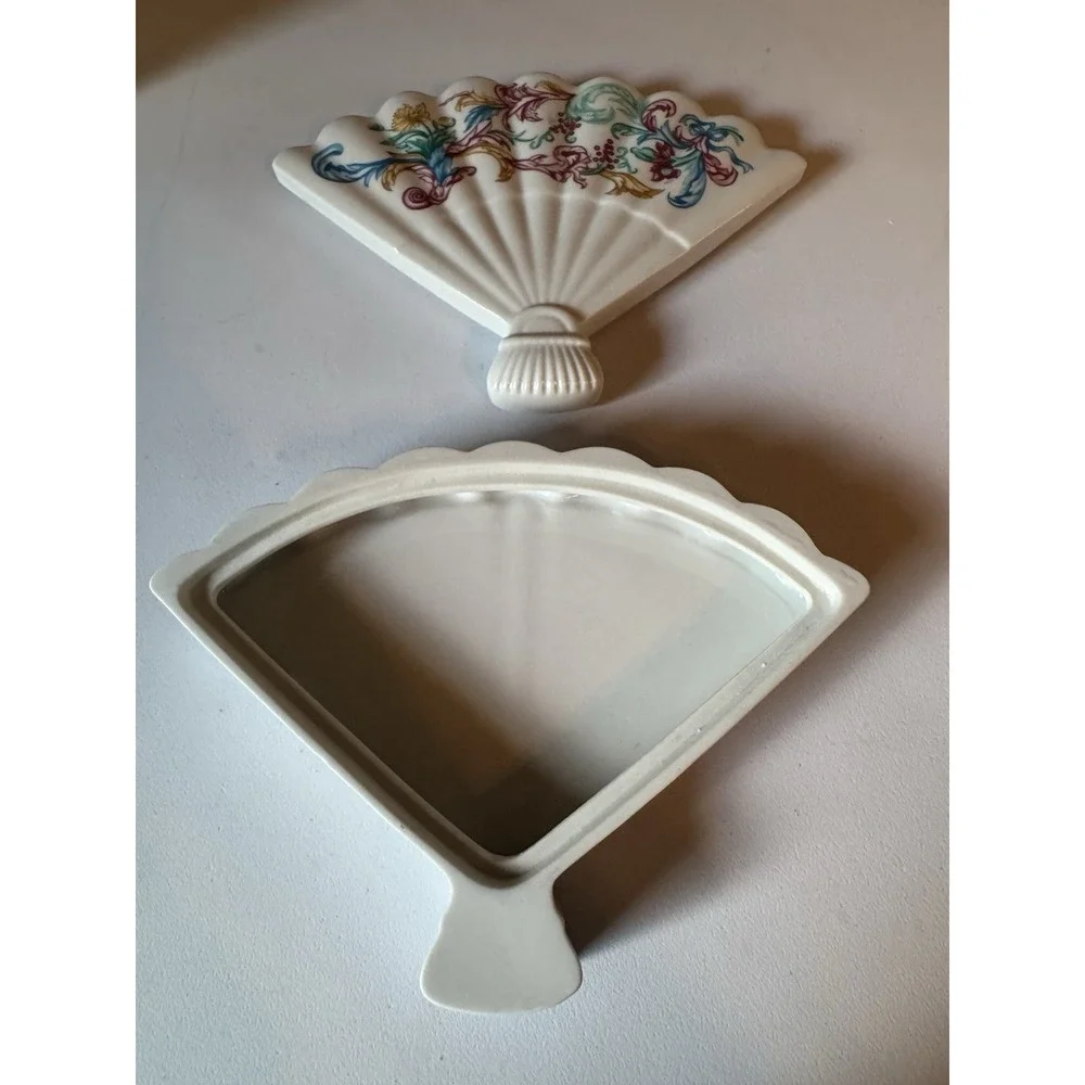 Vintage Elizabeth Arden Palais de Versailles Ceramic Fan Dish Vanity Tray